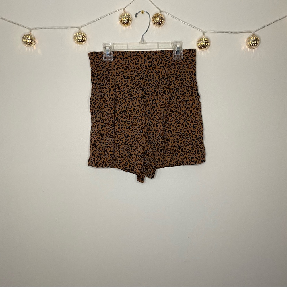 H&M leopard shorts